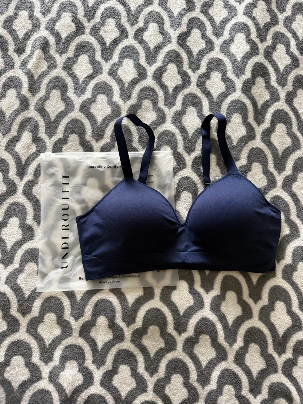 NWT Underoutfit INFINITE SUPPORT BRA